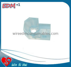 Chiny 20EC090A404 = 1 Makino EDM Części eksploatacyjne Plastikowy uchwyt do prowadnika drucianego dostawca